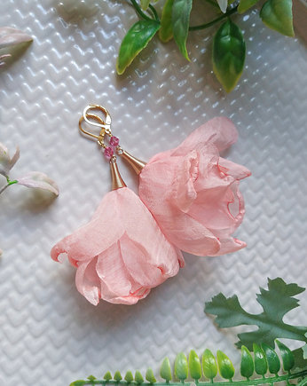 Lekkie kolczyki pozłacane kwiaty baby pink, by Matusevic