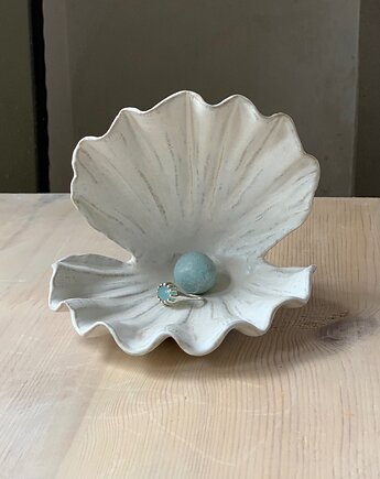 Ceramiczna Muszla Muszelka Skarbiec z Perłą na Biżuterię Babie Lato, Maison Fragile