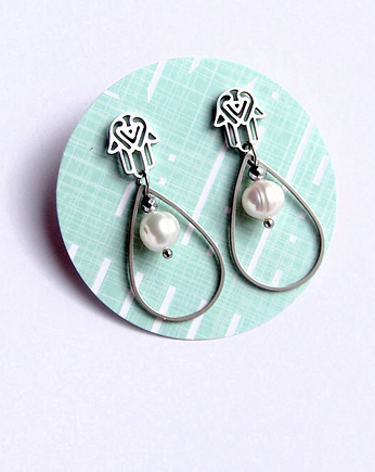 Hamsa - talizman - kolczyki z perłami