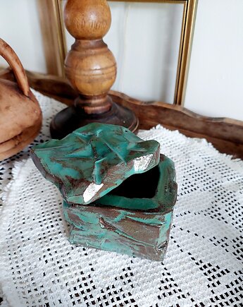 Ceramiczna szkatułka na biżuterię, Wooden Love