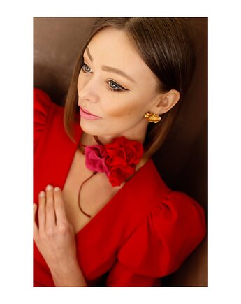 Jedwabny choker, Celina Parysów
