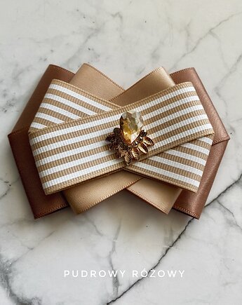 Brosza z delikatnym szampańskim kryształkiem, Pudrowy Różowy