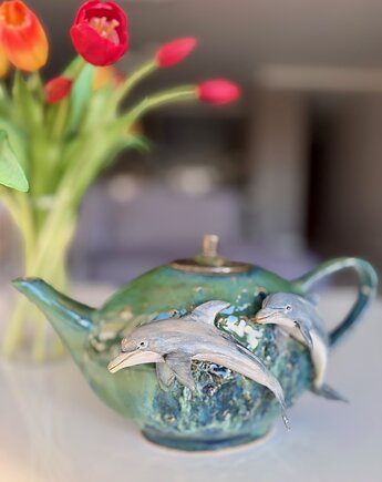 Turkusowy imbryk z motywem delfinów., NG Autorska bizuteria ceramiczna