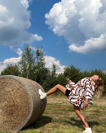 Piękne białe kimono Peace, Pintera