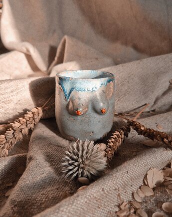 Czarka 70 ml cycuszki, Czarka na herbatę, Czarka na małą kawę, cycki, Fiona Ceramics