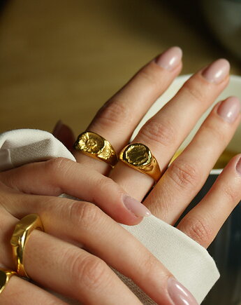 Srebrny sygnet damski piwonia, srebro 925 pozłacane, Peony, Her Ring Bizuteria