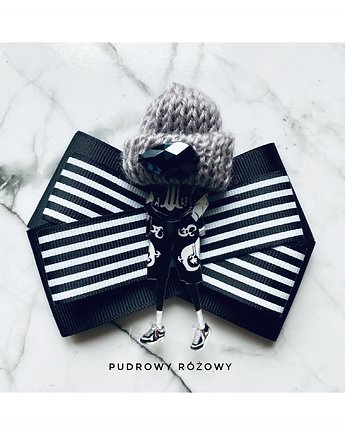 Czarno - Biała  Broszka   z Lalką NOWOŚĆ, Pudrowy Różowy