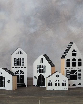 Komplet 5 szt - drewniane domki ręcznie malowane, OKAZJE - Prezent na Roczek