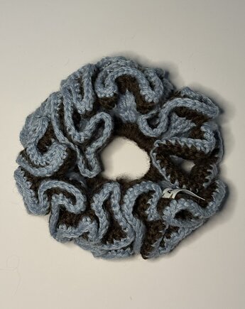 Brown & blue crochet scrunchie., A MANO studio