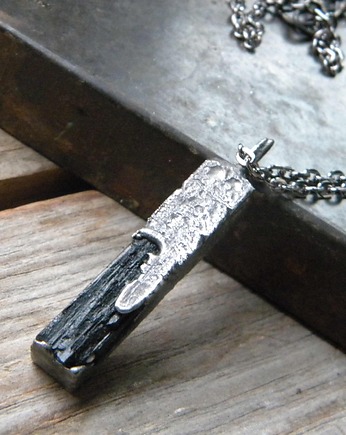 Kloc z czarnym turmalinem - naszyjnik, Beata Trotter