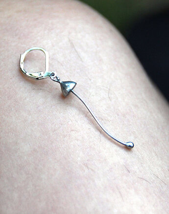 Łysiczka lancetowata kolzyk z motywem natury w stylu lesnym minimalistycznym, Yadovito