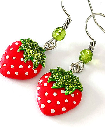 Małe kolczyki truskawki, OMIFIMO