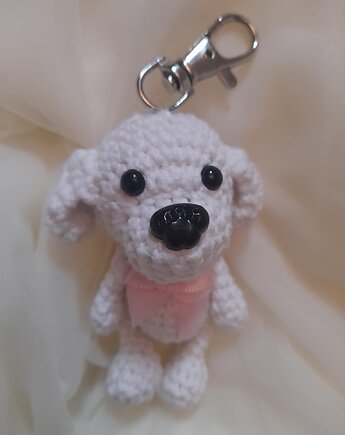 Brelok piesek biały, crochetszelka