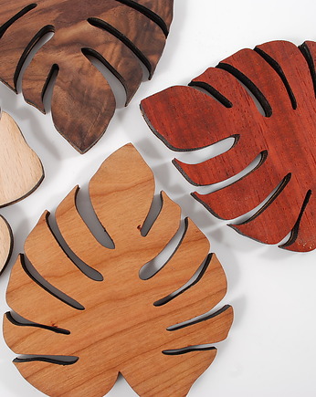 Zestaw 4 drewnianych podkładek pod kubek - monstera, MOOD for WOOD