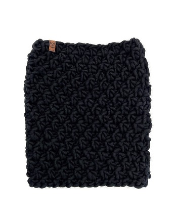 Czarny duży komin z grubej wełny peruwiańskiej, Holy Alpaca Knit