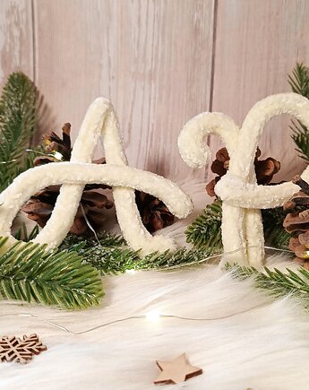 Bombka literka z włóczki, inicjały, Włóczkopis