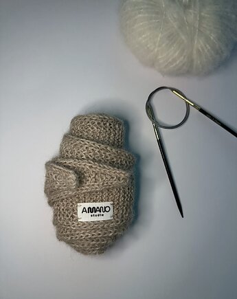 Beige alpaca hand knitted scarf., A MANO studio