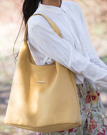 Torba HOBO z miodowego nubuku tapicerskiego, Karolina Audycka