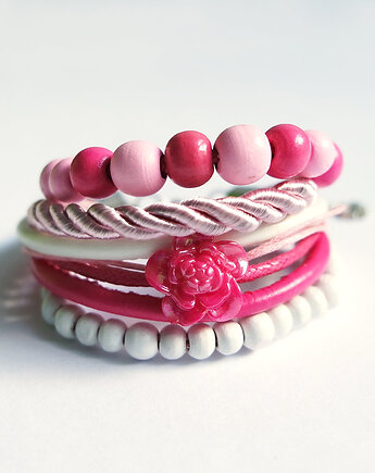 Bransoletka - Różowa róża - rzemienie, drewniane koraliki, yenoo