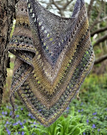 O świcie / chustka z Noro, agat handmade