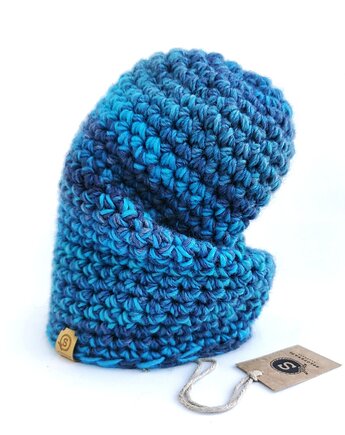 Niebieska czapka męska CRAZYCOLOR, sploteka