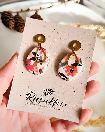 Kolczyki czerwone kwiaty, biżuteria z motywem roślin i kwiatów, boho, Dary Rusałki