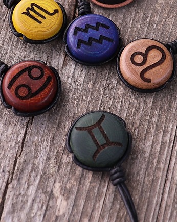 Naszyjnik znak zodiaku Ryby - drewniany amulet zodiakalny, Hunterbone