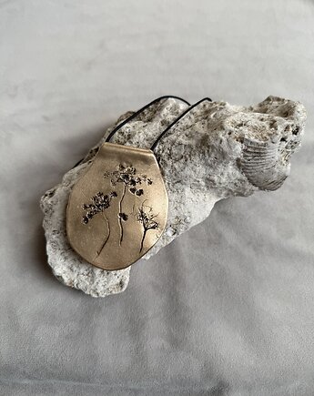 Wisior z brązu, Metalova Magia