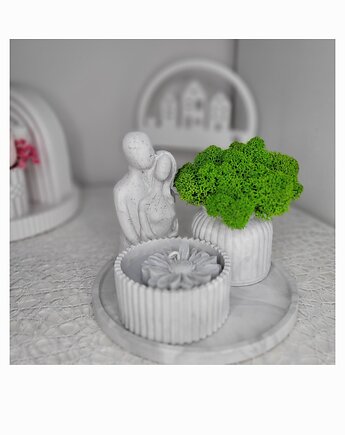 Zestaw dekoracyjny Figurka pary Mech I świeca, Florals&Moss
