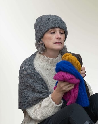 Czapka z suri alpaki, Margo pracownia szydełkowa