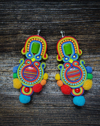 Dogo Fogo- duże i etniczne kolczyki  z pomponami, Mró Soutache