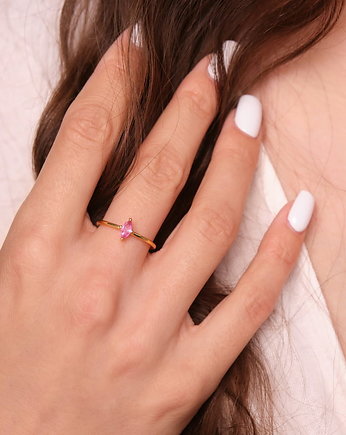 Złoty pierścionek "Rose Diamond" z różową cyrkonią - srebro 925 pozłacane, Coccola JEWELLERY