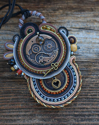 Kraina czarów- wisior sutasz, Mró Soutache
