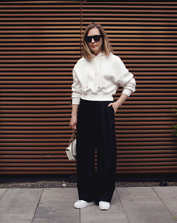 Bluza love z kapturem biała krótka, COCOON