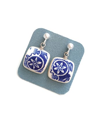 Kolczyki ceramiczne w kobaltowe kwiaty, biżuteria z talerzy