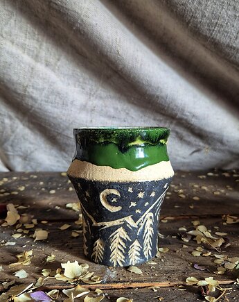 Kubek sgraffito górski, góry, kubek górski, wydrapywanki w glinie