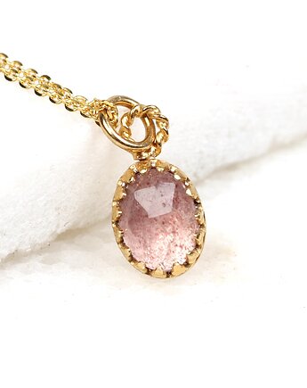 Minimalistyczny złoty naszyjnik z kwarcem truskawkowym w stylu Vintage, Blooming Stones