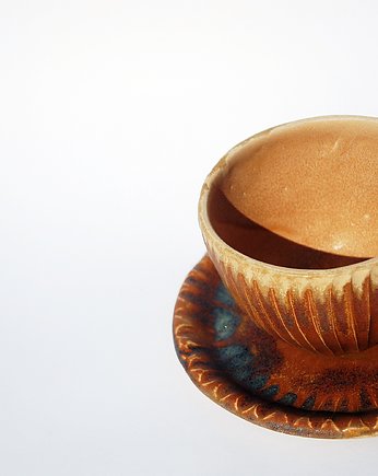 Kubek z talerzykiem HYGGE karmelowy, Ceramiczności