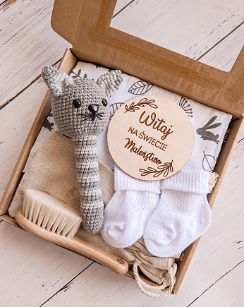 Grzechotka dziergana kotek, pudełko zestaw na prezent dla niemowlaka, Dary Rusałki