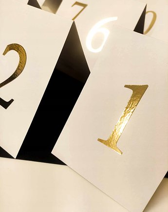 Składane złote numerki na stół, Złote numery na uroczystość, Grafka Studio