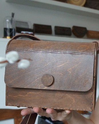 Drewniana torebka na skórzanym pasku, iziartwear