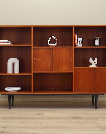 Biblioteczka tekowa, duński design, lata 70, produkcja: Dania, Przetwory design