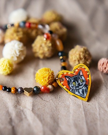 Bransoletka z naturalnych kamieni z portrecikiem kotki szylkretki, Pintura