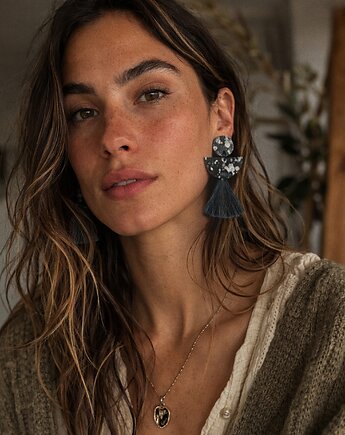 Kolczyki chwosty malarskie, Woo Hoo