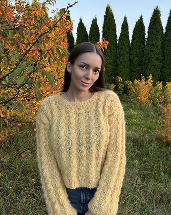 Sweter w warkocze, SZYSZKA sztrykuje