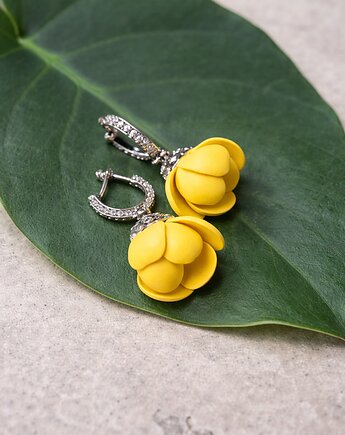 Kolczyki z kwiatami śnieżny krokósy. Handmade polska, MariaPolymer