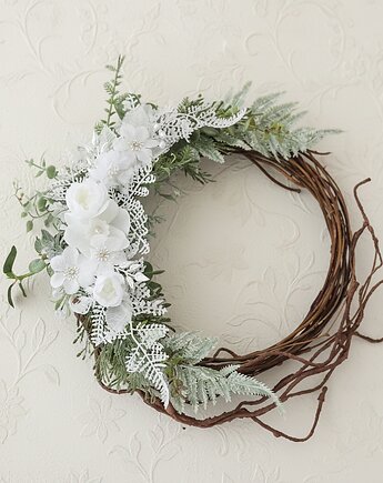 Asymetryczny wianek z białymi kwiatami (26cm), Lola White