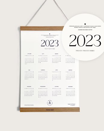 Zestaw prezentowy kalendarz ścienny CLASSIC 2023 z dębowym wieszakiem, PaperDesk