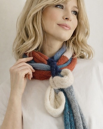 Szaliko - długi szalik z niebieskim, MonDu