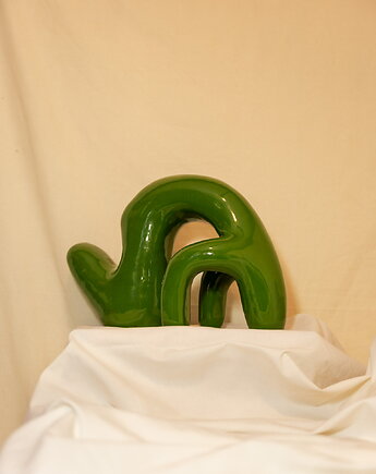Ceramiczna figurka Asana, Wet Spot Ceramic Studio